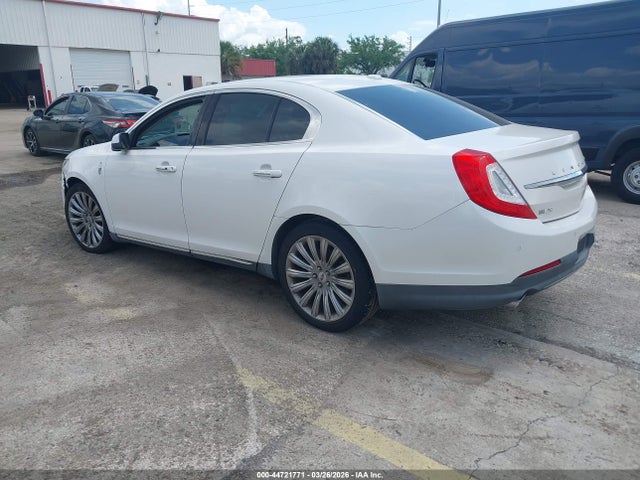 2015 LINCOLN MKS 1LNHL9DK7FG605672 Photo 2