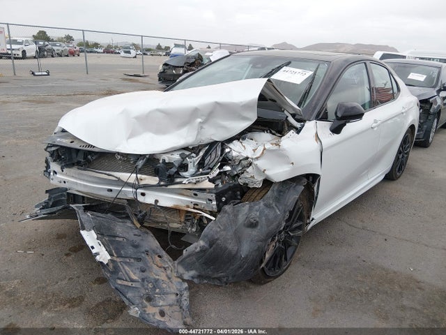 4T1K31AK6NU041413 Toyota Camry Xse Hybrid