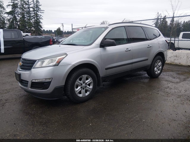 Chevrolet Traverse Ls 2015 1GNKRFED6FJ340051 Image 2