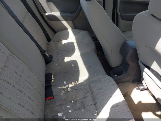 44721876 :رقم المزاد ، 1FAHP3FN0AW293132 vin ، 2010 Ford Focus Se مزاد بيع