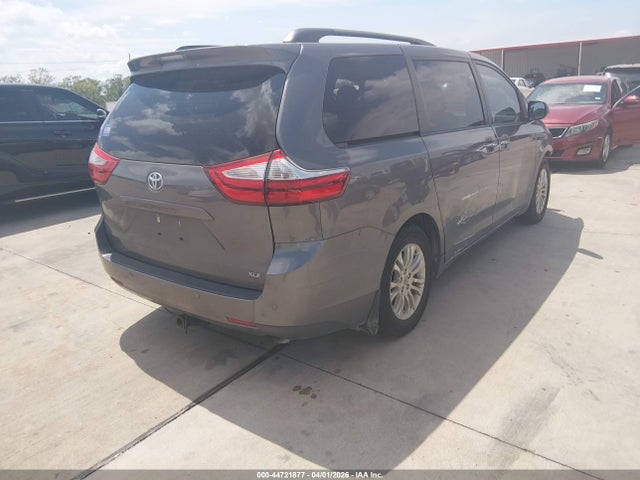 Продаж на аукціоні авто 2017 Toyota Sienna Xle Premium 8 Passenger, vin: 5TDYZ3DC5HS799040, номер лоту: 44721877