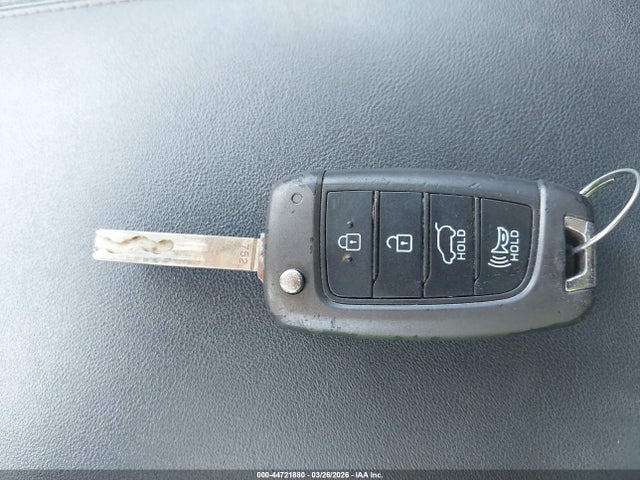 Hyundai Santa Fe Se 2019 5NMS23AD2KH077039 Image 11