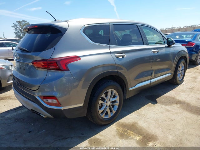 Hyundai Santa Fe Se 2019 5NMS23AD2KH077039 Image 4