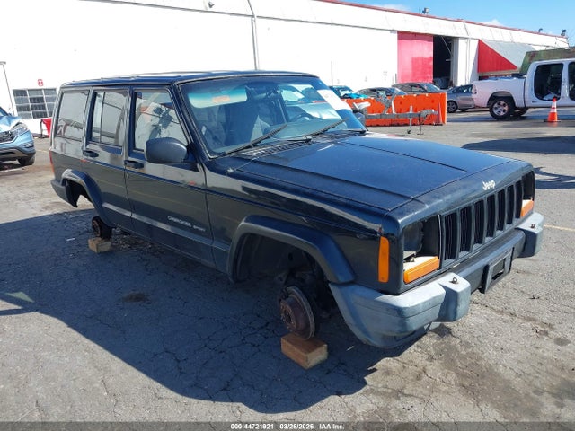 44721921 :رقم المزاد ، 1J4FF68S6XL663934 vin ، 1999 Jeep Cherokee Classic/sport مزاد بيع
