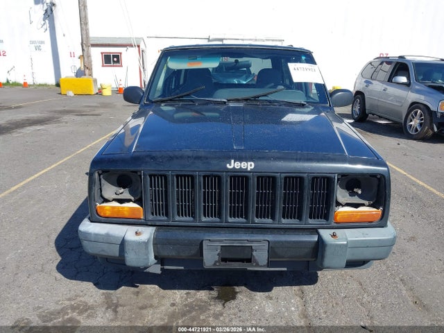 44721921 :رقم المزاد ، 1J4FF68S6XL663934 vin ، 1999 Jeep Cherokee Classic/sport مزاد بيع