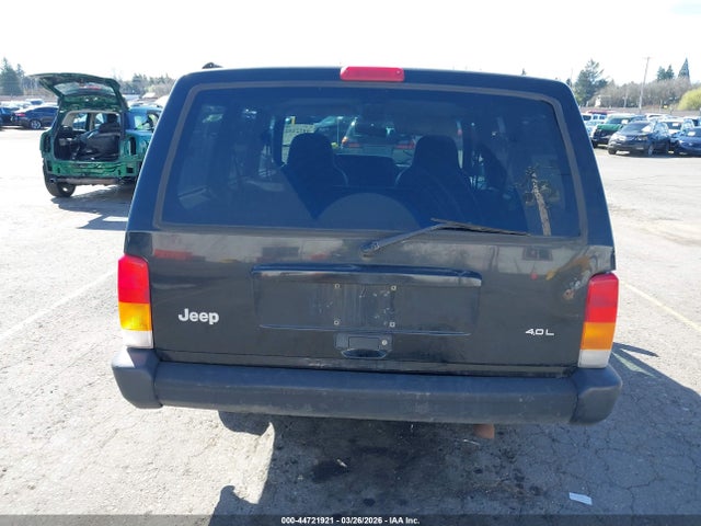 44721921 :رقم المزاد ، 1J4FF68S6XL663934 vin ، 1999 Jeep Cherokee Classic/sport مزاد بيع