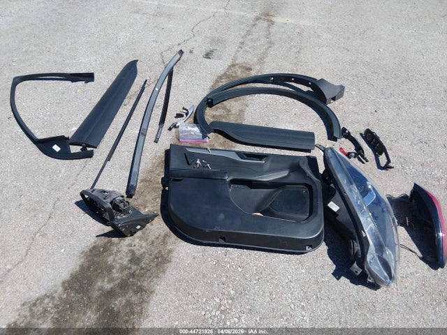 44721926 :رقم المزاد ، 1FMCU0BZ2NUB46246 vin ، 2022 Ford Escape Se Hybrid مزاد بيع
