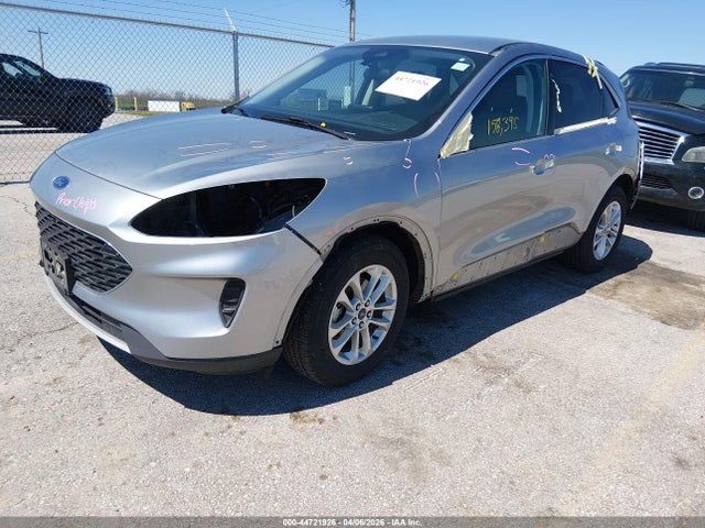 44721926 :رقم المزاد ، 1FMCU0BZ2NUB46246 vin ، 2022 Ford Escape Se Hybrid مزاد بيع