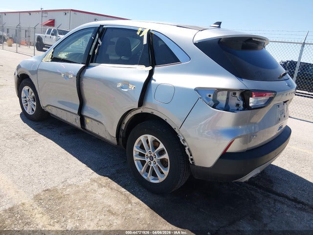 44721926 :رقم المزاد ، 1FMCU0BZ2NUB46246 vin ، 2022 Ford Escape Se Hybrid مزاد بيع