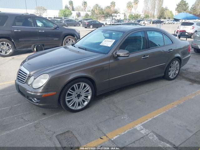 44721933 :رقم المزاد ، WDBUF56X68B189155 vin ، 2008 Mercedes-benz E 350 مزاد بيع