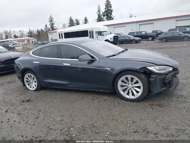 2016 Tesla Model S 60d/70d/75d/85d/90d მანქანა იყიდება აუქციონზე, vin: 5YJSA1E2XGF153549, აუქციონის ნომერი: 44721934