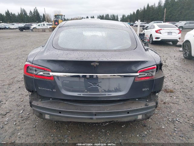 2016 Tesla Model S 60d/70d/75d/85d/90d მანქანა იყიდება აუქციონზე, vin: 5YJSA1E2XGF153549, აუქციონის ნომერი: 44721934