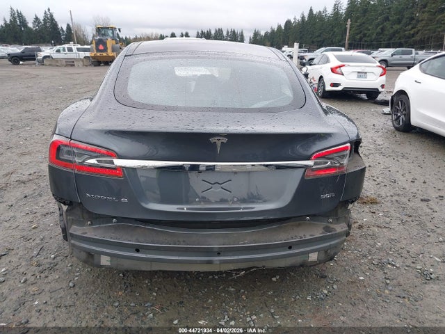 2016 Tesla Model S 60d/70d/75d/85d/90d მანქანა იყიდება აუქციონზე, vin: 5YJSA1E2XGF153549, აუქციონის ნომერი: 44721934