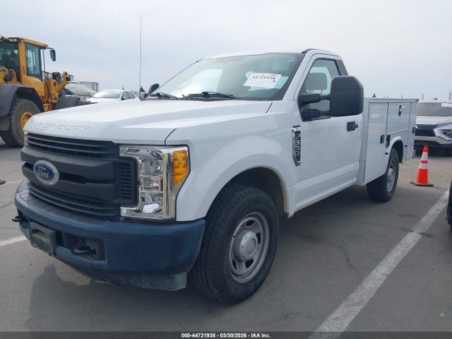Ford F-350 Xl 2017 1FDRF3A65HEE07283 Image 2