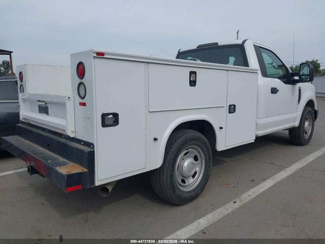 Ford F-350 Xl 2017 1FDRF3A65HEE07283 Image 4
