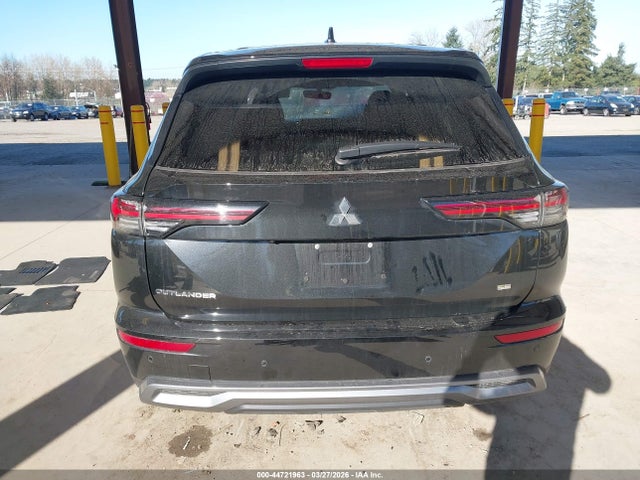 JA4J3VA80SZ055425 Mitsubishi Outlander Se 2.5 2wd