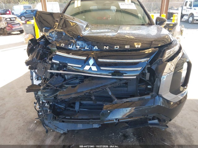 JA4J3VA80SZ055425 Mitsubishi Outlander Se 2.5 2wd