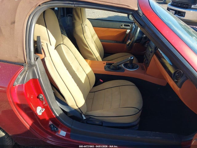 44721983 :رقم المزاد ، JM1NC25F060104079 vin ، 2006 Mazda Mx-5 Grand Touring مزاد بيع