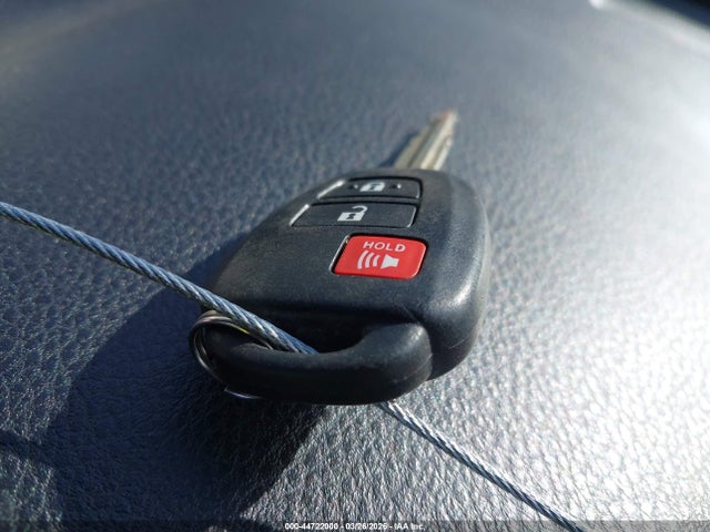 2018 TOYOTA RAV4 JTMWFREV1JD130686 Photo 10