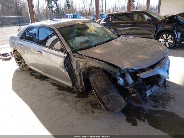 2016 CHRYSLER 300 2C3CCABG9GH268267