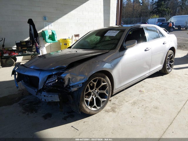 2016 CHRYSLER 300 2C3CCABG9GH268267 Photo 1
