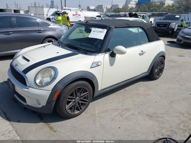 2010 MINI COOPER S WMWMS3C59ATZ85013 Photo 1