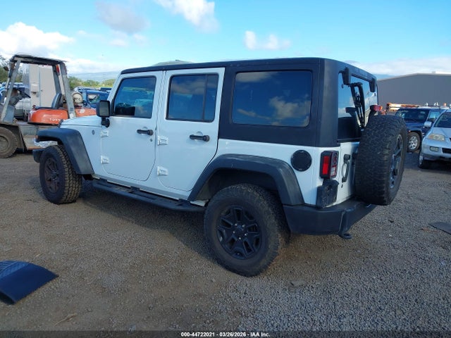 1C4BJWDG9GL133168 Jeep Wrangler Unlimited Sport