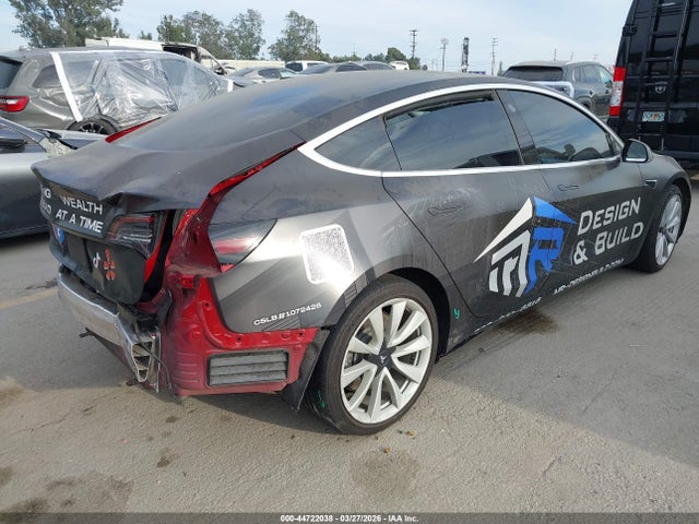 Продаж на аукціоні авто 2019 Tesla Model 3 Long Range/performance, vin: 5YJ3E1EB2KF454561, номер лоту: 44722038