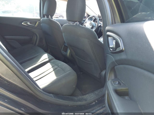 2016 Chrysler 200 Touring მანქანა იყიდება აუქციონზე, vin: 1C3CCCFB3GN196709, აუქციონის ნომერი: 44722066