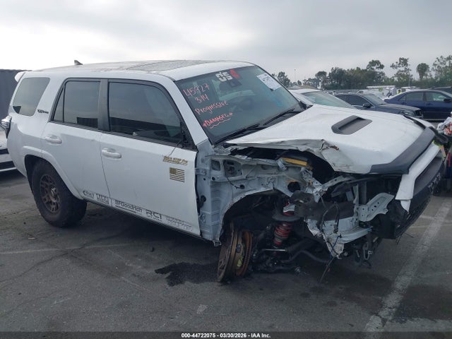 2020 TOYOTA 4RUNNER JTEBU5JRXL5837316