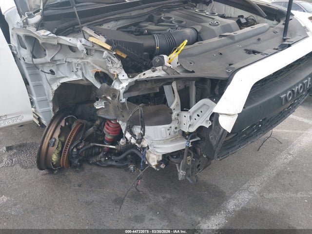 2020 TOYOTA 4RUNNER JTEBU5JRXL5837316 Photo 5