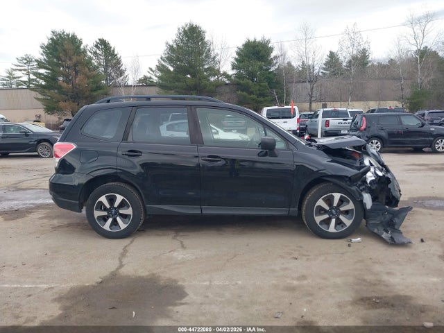 Продаж на аукціоні авто 2017 Subaru Forester 2.5i, vin: JF2SJABC2HH472279, номер лоту: 44722080