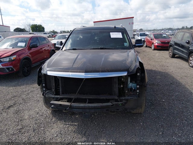 44722121 :رقم المزاد ، 1GYS4NKJXFR514095 vin ، 2015 Cadillac Escalade Premium مزاد بيع