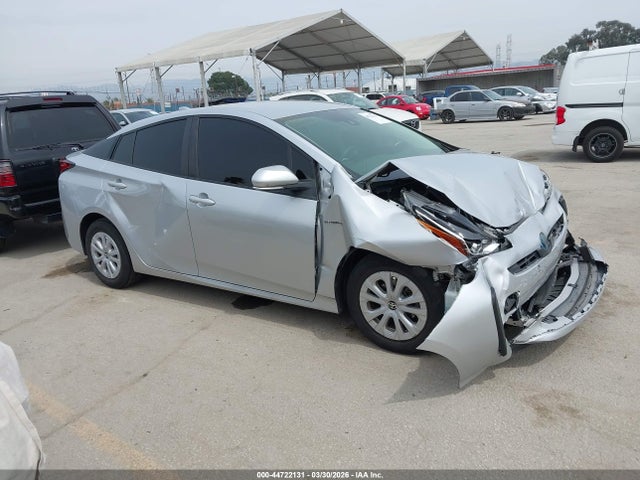 JTDKARFU4L3113229 Toyota Prius L Eco