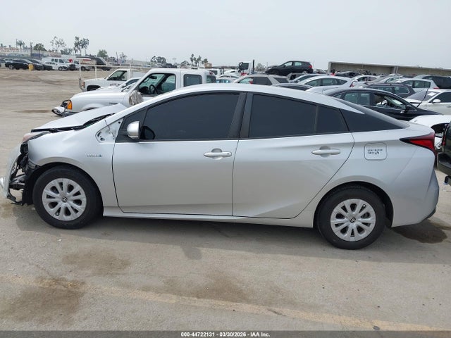 JTDKARFU4L3113229 Toyota Prius L Eco
