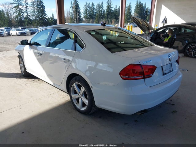 Aukcja sprzedaży 2013 Volkswagen Passat 2.5l Se, vin: 1VWBP7A31DC044323, numer aukcji: 44722136