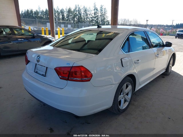 Aukcja sprzedaży 2013 Volkswagen Passat 2.5l Se, vin: 1VWBP7A31DC044323, numer aukcji: 44722136