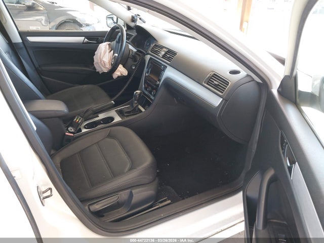 Aukcja sprzedaży 2013 Volkswagen Passat 2.5l Se, vin: 1VWBP7A31DC044323, numer aukcji: 44722136