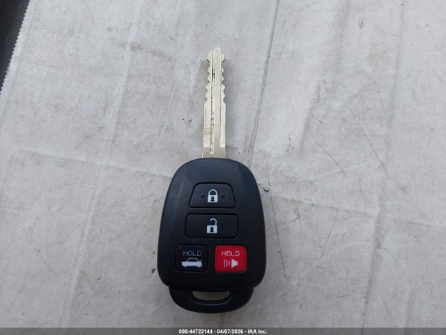 5YFBURHE6EP159085 Toyota COROLLA LE