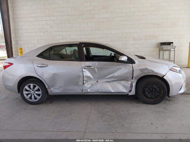 5YFBURHE6EP159085 Toyota COROLLA LE