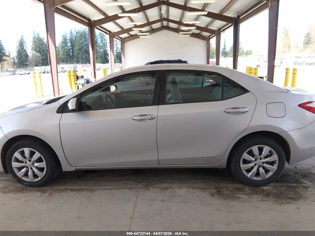 5YFBURHE6EP159085 Toyota COROLLA LE