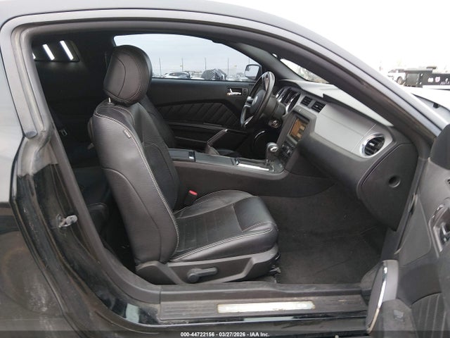 44722156 :رقم المزاد ، 1ZVBP8AM1C5259248 vin ، 2012 Ford Mustang V6 Premium مزاد بيع