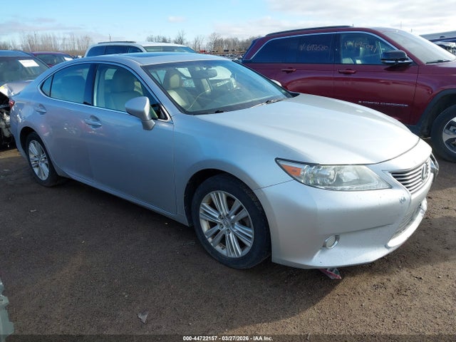 44722157 :رقم المزاد ، JTHBK1GG9E2133619 vin ، 2014 Lexus Es 350 مزاد بيع