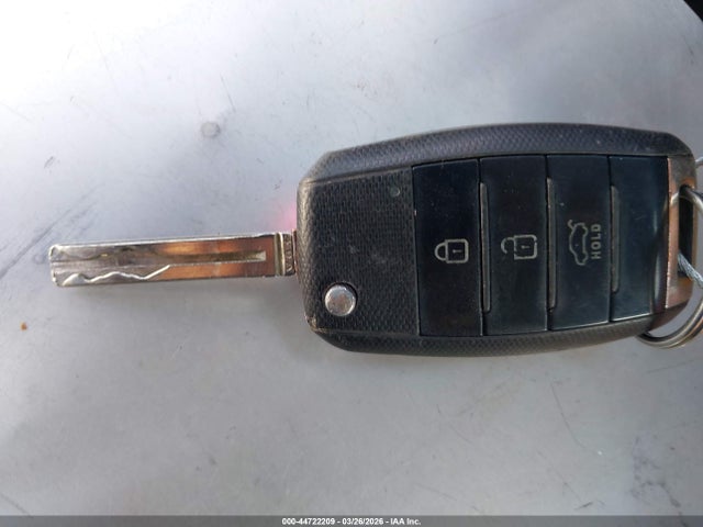 KIA SOUL + 2016 KNDJP3A59G7326540 Image 11
