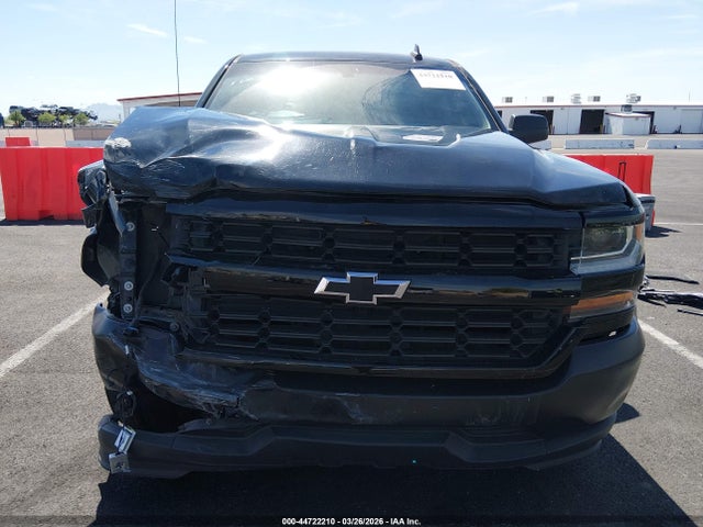 1GCRCNEC4JZ328825 Chevrolet Silverado 1500 Wt