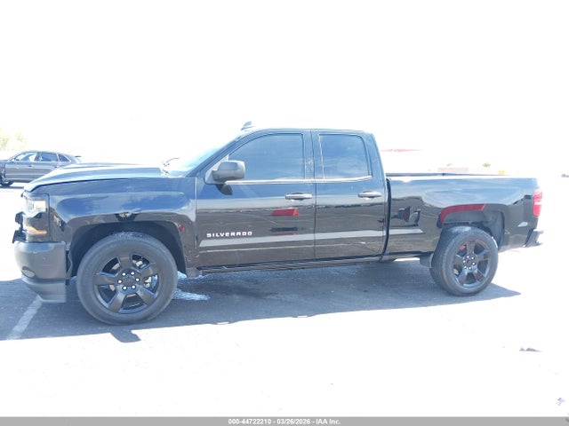 1GCRCNEC4JZ328825 Chevrolet Silverado 1500 Wt