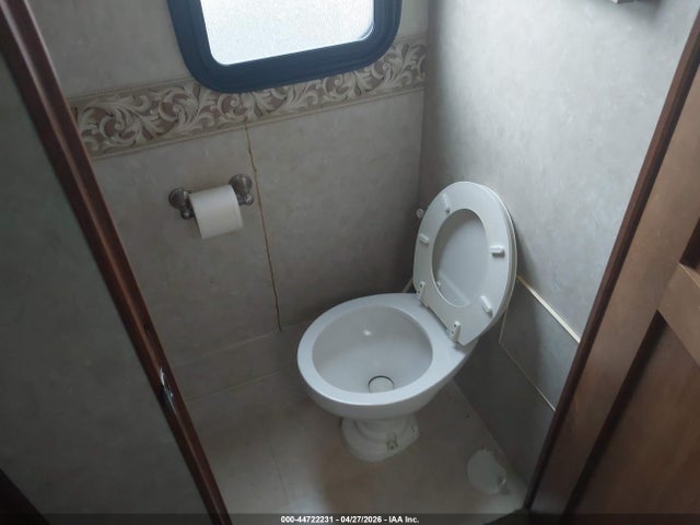 Aukcja sprzedaży 2003 Freightliner Chassis X Line Motor Home, vin: 4UZAAHAK93CM01948, numer aukcji: 44722231