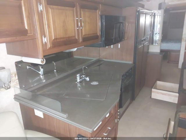 Aukcja sprzedaży 2003 Freightliner Chassis X Line Motor Home, vin: 4UZAAHAK93CM01948, numer aukcji: 44722231