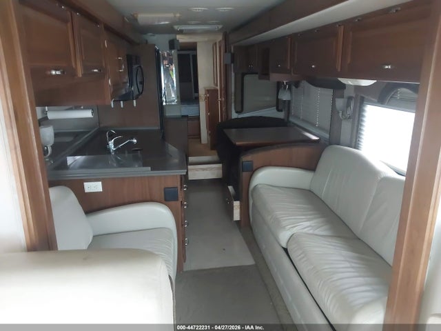 Aukcja sprzedaży 2003 Freightliner Chassis X Line Motor Home, vin: 4UZAAHAK93CM01948, numer aukcji: 44722231