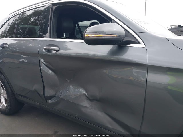 WDC0G4KB7JV071793 Mercedes-Benz Glc 300 4matic